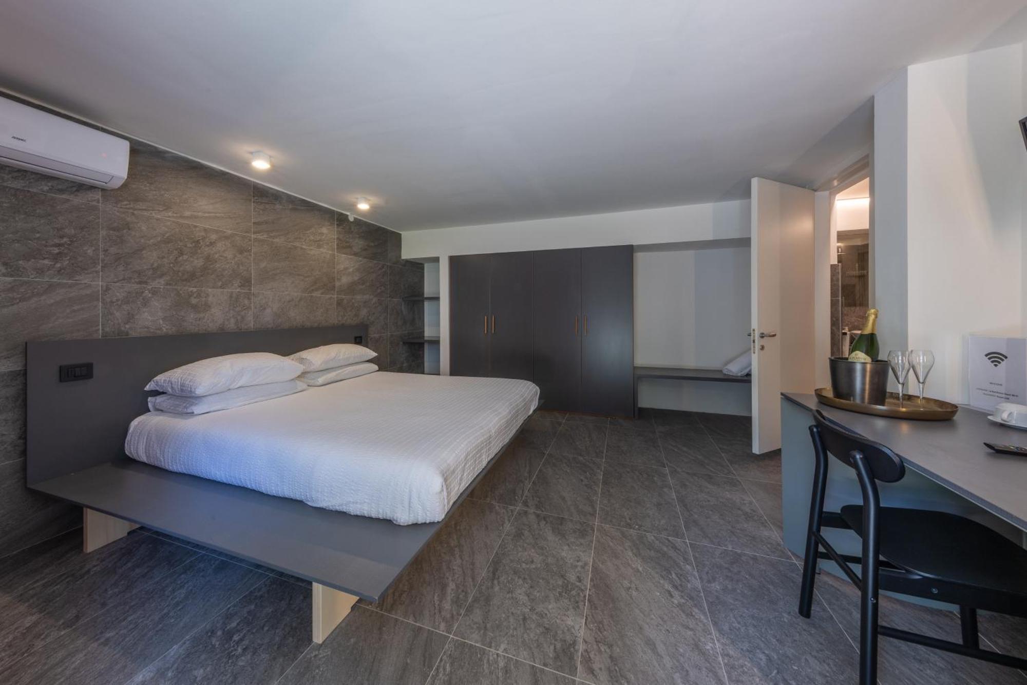 La Barchessa Loft & Rooms - Free Parking Тренто Экстерьер фото